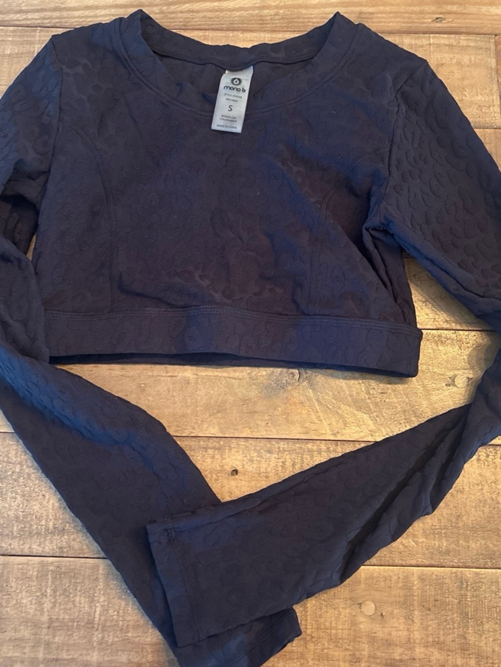 Mono B Navy Textured Long-Sleeve Crop Top